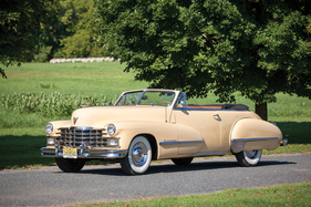 Cadillac Series 62 Convertible Club Coupe (1947) - als Lot 226 an der RM/Sotheby's Versteigerung in Hershey 2015