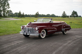Cadillac Series 62 Convertible Coupe (1947) - als Lot 308 an der RM Sotheby's Hershey Versteigerung 2025