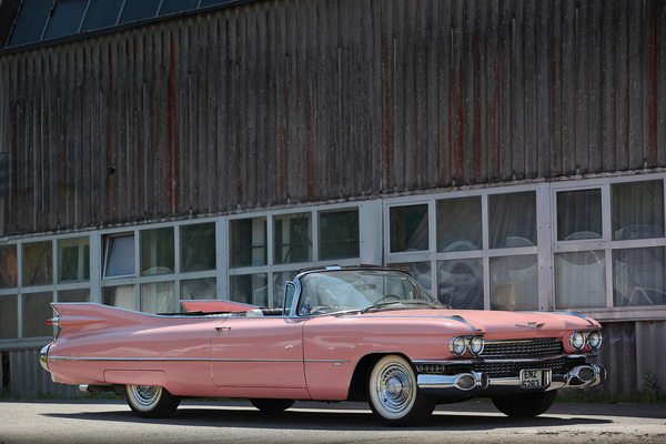 Cadillac Series 62 Convertible "Pink Cadillac" (1959) - als Lot 26 an der Versteigerung der Oldtimer Galerie auf dem Dolder am 16. Juni 2018