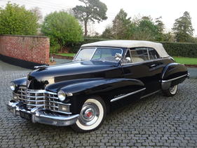 Cadillac Series 62 cabriolet (1947) - als Lot 430 an der Bonhams Versteigerung "Les grandes marques du monde au Grand Palais" in Paris 2017
