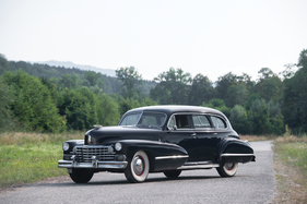 Cadillac Series 67 Seven Passenger Sedan-Fleetwood (1942) - angeboten als Lot 113 an der RM/Sotheby's Versteigerung in London am 5. September 2018 Cadillac Series 67 Seven Passenger Sedan-Fleetwood (1942) - angeboten als Lot 113 an der RM/Sotheby's Versteigerung in London am 5. September 2018
