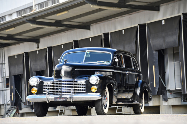 Bild: Cadillac Series 75 7-Passenger Touring Sedan (1941) - als Lot 13 angeboten an der Swiss Classic World Versteigerung der Oldtimer Galerie Toffen in Luzern am 3. Juni 2023