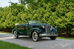 Cadillac Series 75 Five Passenger Convertible Sedan by Fleetwood (1937) - Lot 233 an der RM/Sotheby's Hershey Versteigerung vom 4./5. Oktober 2023