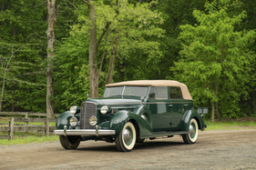 Cadillac Series 85 Convertible Sedan by Fleetwood (1936) - als Lot 144 an der RM Sotheby's Hershey Versteigerung 2025
