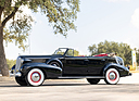 Bild: Cadillac Series 85 Convertible Sedan by Fleetwood (1937) - als Lot 250 an der RM Sotheby's Hershey Versteigerung 2025