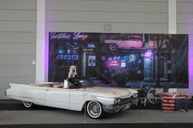 Cadillac Sixty-Two Convertible (1960) - mit 6,4-Liter-V8 und Hydra-Matic - Klassikwelt Bodensee 2023