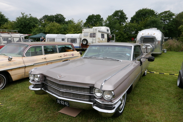 Cadillac Sixty-Two Coupe (1963) – US-Klassiker sind in Bockhorn immer zahlreich vertreten – Bockhorner Oldtimermarkt 2024