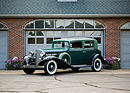 Image: Cadillac V-12 Five-Passenger Town Sedan by Fisher (1933) - as lot 167 at the RM/Sotheby's auction in Hershey 2017