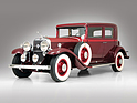 Bild: Cadillac V-12 Town Sedan by Fisher (1931) - als Lot 249 an der Versteigerung von RM/Sotheby's in Hershey 2017