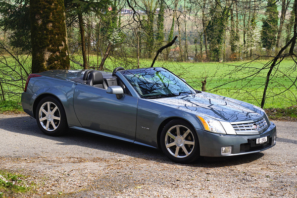 Cadillac XLR (2004) - angeboten an der Oldtimer Galerie Versteigerung auf dem Dolder am 16. Juni 2018