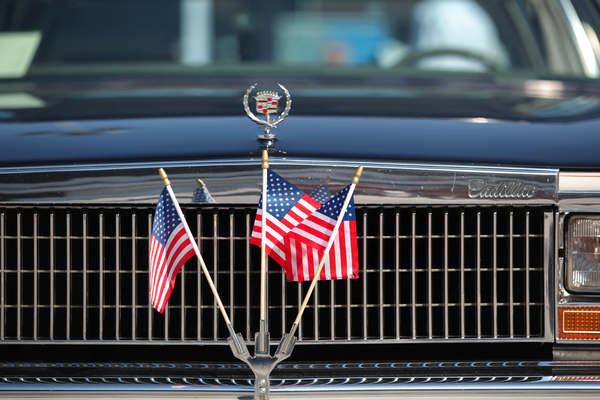 Cadillac mit USA-Fähnchen - Dolder Classics September 2016