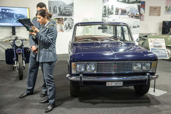 … Carabinieri und …