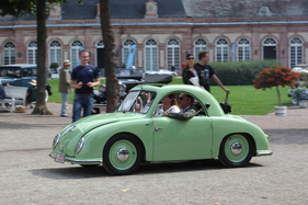 Champion 400 (1952) - beim Farhen durch den Park - Classic-Gala Schwetzingen 2017
