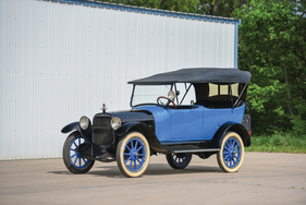 Chandler Type 17 Seven-Passenger Touring (1917) - angeboten als Lot 254 an der RM/Sotheby's Versteigerung in Hershey am 10./11. Oktober 2019