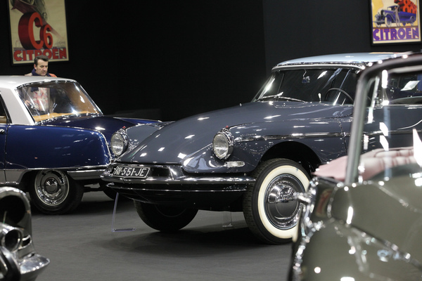Chapron-Varianten zum Thema Citroën DS - Rétromobile Paris 2019