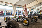 Charmante Präsentation im Monoposto-Fahrerlager - Lignières Historique 2015