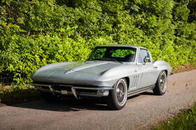 Chevrolet 327/365hp Corvette Coupé (1965) - als Lot 115 an der Bonhams Bonmont Versteigerung 2025