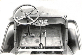 Chevrolet 490 (1920) - Cockpit