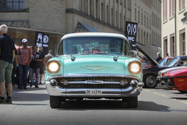 Chevrolet Bel Air Four-Door Sedan (1957) – Older Classics Mai 2024