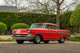 Chevrolet Bel Air Resto-Mod (1957) - als Lot 202 an der Bonhams Amelia Island Versteigerung am 20. Mai 2021