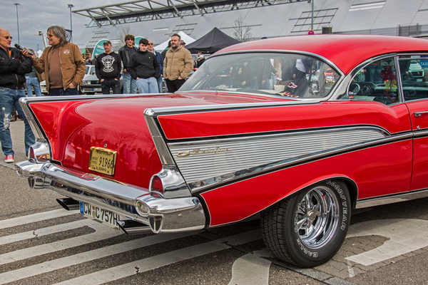 Chevrolet Bel Air Sport Coupe – Heckflossen – Retro Saisonauftakt 2025