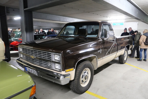 Chevrolet C20 Silverado Fleetside von 1984, TÜV 8:2026, angeboten für 17'490 Euro – Bremen Classic Motorshow 2025