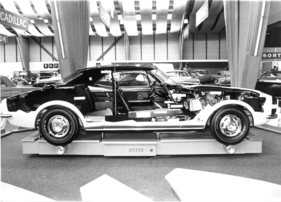 Chevrolet Camaro (1967) - Innenleben des sportlich karossierten Amerikaners mit klassischer Konzeption - Genfer Autosalon 1967