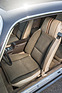 Chevrolet Camaro "Berlinetta" (1981) - stoffbezogene Sitze mit Kopfstütze