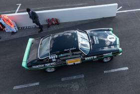 Chevrolet Camaro Z28 (1974) - Chevrolet Camaro Z28 aus der Vogelperspektive (Gerry Marshall Trophy) (1974)