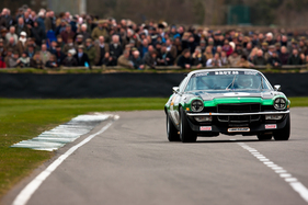 Chevrolet Camaro Z28 (1974) - Chevrolet Camaro Z28 in der Startrunde der Gerry Marshall Trophy (Gerry Marshall Trophy) (1974)