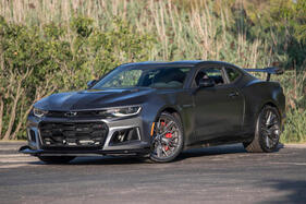 Chevrolet Camaro ZL1 Collector's Edition 'Black Panther' (2024) - als Lot 142 an der Bonhams Audrain Versteigerung 2025
