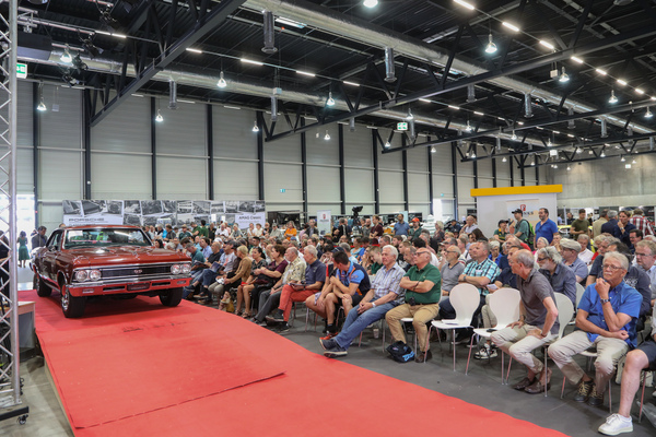 Chevrolet Chevelle SS396 (1966) - as lot 25 at the Swiss Classic World auction of the Oldtimer Galerie Toffen in Lucerne on June 3, 2023