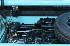 Chevrolet Corvair Monza Convertible (1962) - Vergaser auf jeder Seite