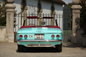 Chevrolet Corvair Monza Convertible (1962) - auch hinten zwei doppelte Leuchten Chevrolet Corvair Monza Convertible (1962) - auch hinten zwei doppelte Leuchten