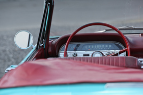 Chevrolet Corvair Monza Convertible (1962) - einfaches Cockpit