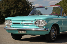 Chevrolet Corvair Monza Convertible (1962) - vorne fehlt natürlich ein Kühlergrill