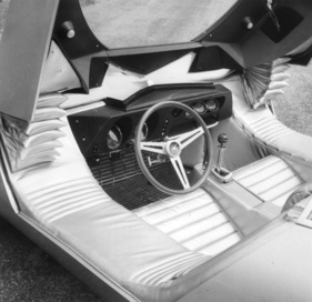 Chevrolet Corvair Monza GT (1963) - Interieur mit verstellbarem Lenkrad
