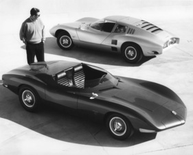 Chevrolet Corvair Monza SS (1963) - der offene SS war wesentlich näher an der Serie als das Coupé, der Motor war wie beim Serien-Corvair als Heckmotor eingebaut