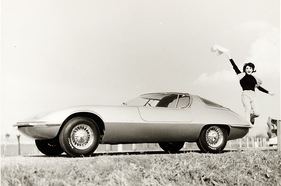 Chevrolet Corvair Testudo (1963) - aus dem Schaffen von Bertone