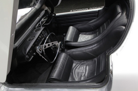 Chevrolet Corvair Testudo Bertone (1963) - Fahrer und Beifahrer sind fast liegend untergebracht