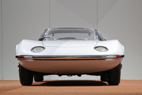 Chevrolet Corvair Testudo Bertone (1963) - er scheint zu lächeln