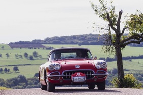 Chevrolet Corvette (1959) - am RAID Suisse-Paris (Brüssel) 2014