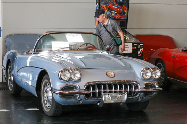Chevrolet Corvette (1959) - für EUR 79'000 zum Verkauf angeboten - Klassikwelt Bodensee 2024