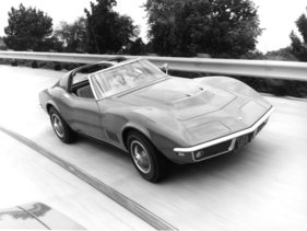 Chevrolet Corvette (1968) - mit T-Roof