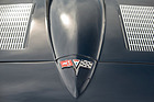 Chevrolet Corvette 327 (1962) - Fähnchen zieren die Corvette-Schnauze