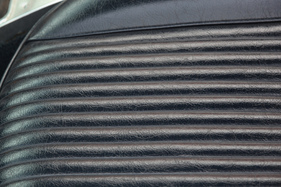 Chevrolet Corvette 327 (1962) - Kunstledersitze