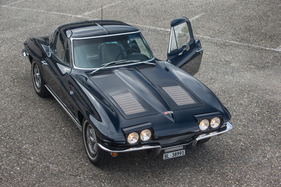 Chevrolet Corvette 327 (1962) - erstmals mit Klappscheinwerfern Chevrolet Corvette 327 (1962) - erstmals mit Klappscheinwerfern