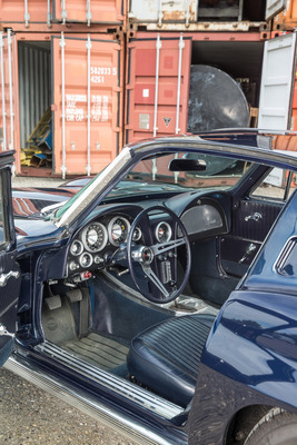 Chevrolet Corvette 327 (1962) - geschmackvoll gemachtes Cockpit