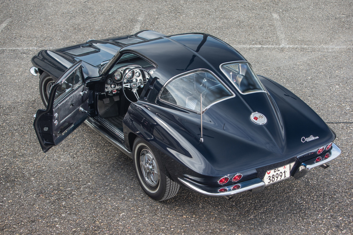 Chevrolet Corvette 327 (1962) - wirkt einladend, aus jeder Perspektive