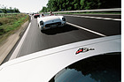 Chevrolet Corvette C1 (1953) - in voller Fahrt im Corvette-Konvoi